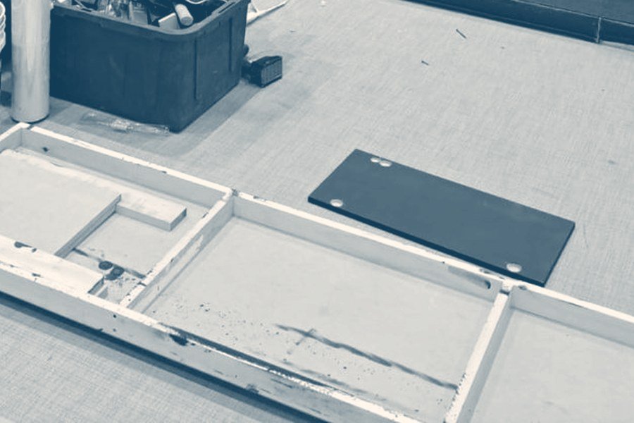 Logística de traslado y materiales para el montaje de un stand